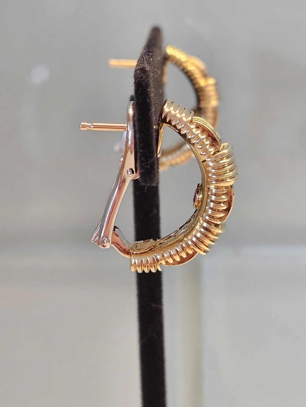 Roberto Coin Appassionata Textured Half Hoop Earrings in 18k Yellow Gold Ruby - Picture 5 of 12